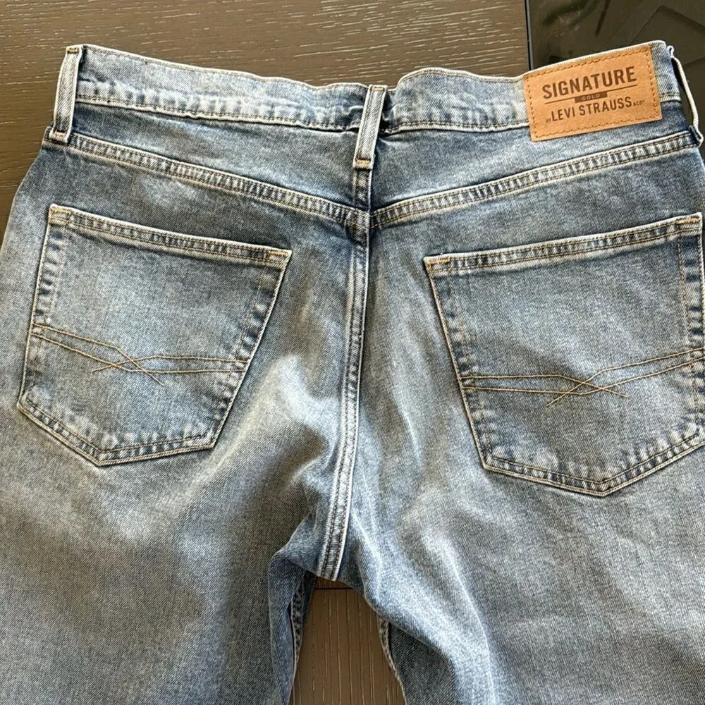 Signature Gold by Levi Strauss & Co. Men's Slim Straight Jeans Size W34 X L30